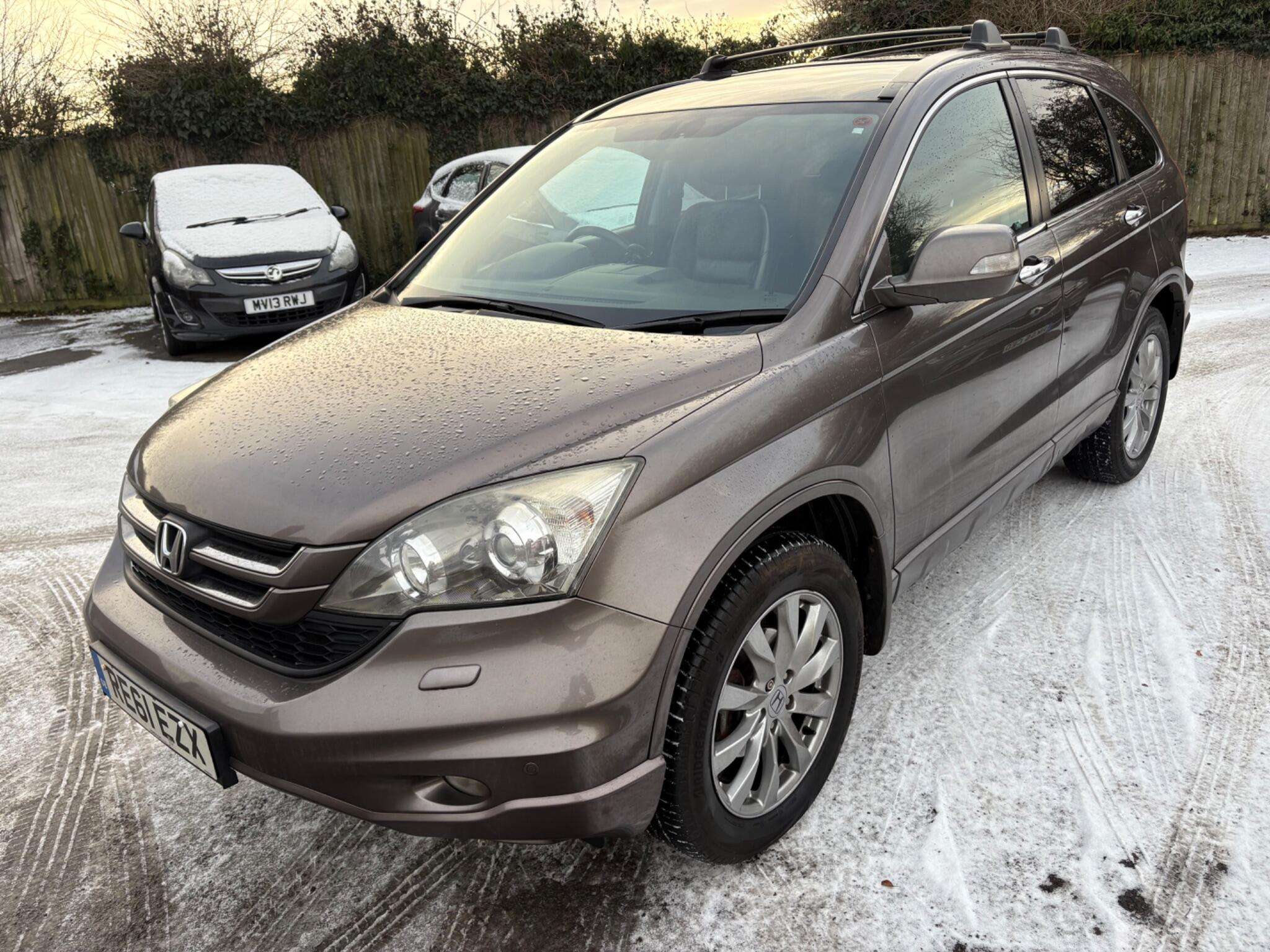 A 2011 HONDA CR-V 2.2 i-DTEC EX Auto 4WD Euro 5 5dr A 2011 HONDA CR-V 2.2 i-DTEC EX Auto 4WD Euro 5 5dr