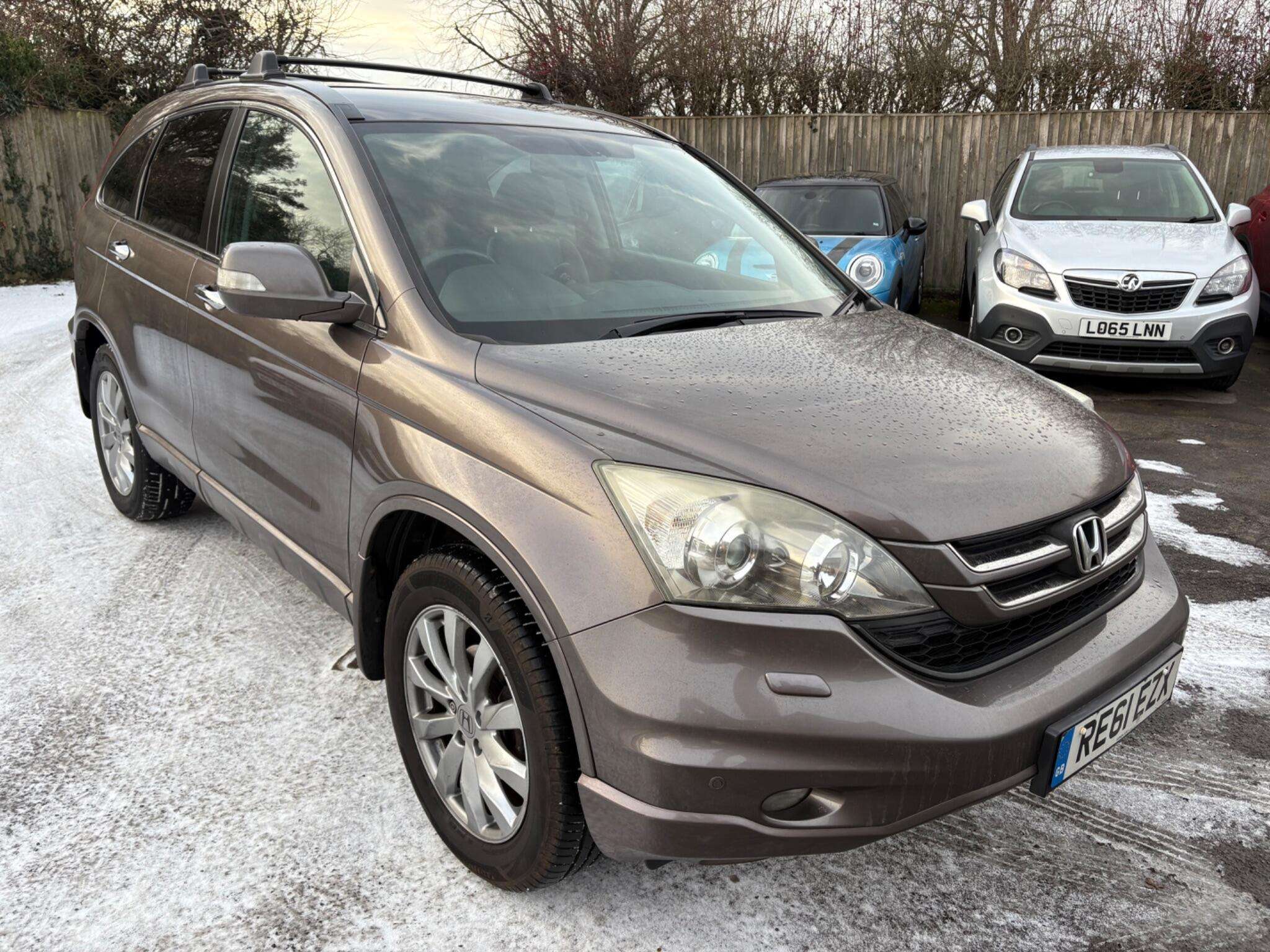 A 2011 HONDA CR-V 2.2 i-DTEC EX Auto 4WD Euro 5 5dr A 2011 HONDA CR-V 2.2 i-DTEC EX Auto 4WD Euro 5 5dr
