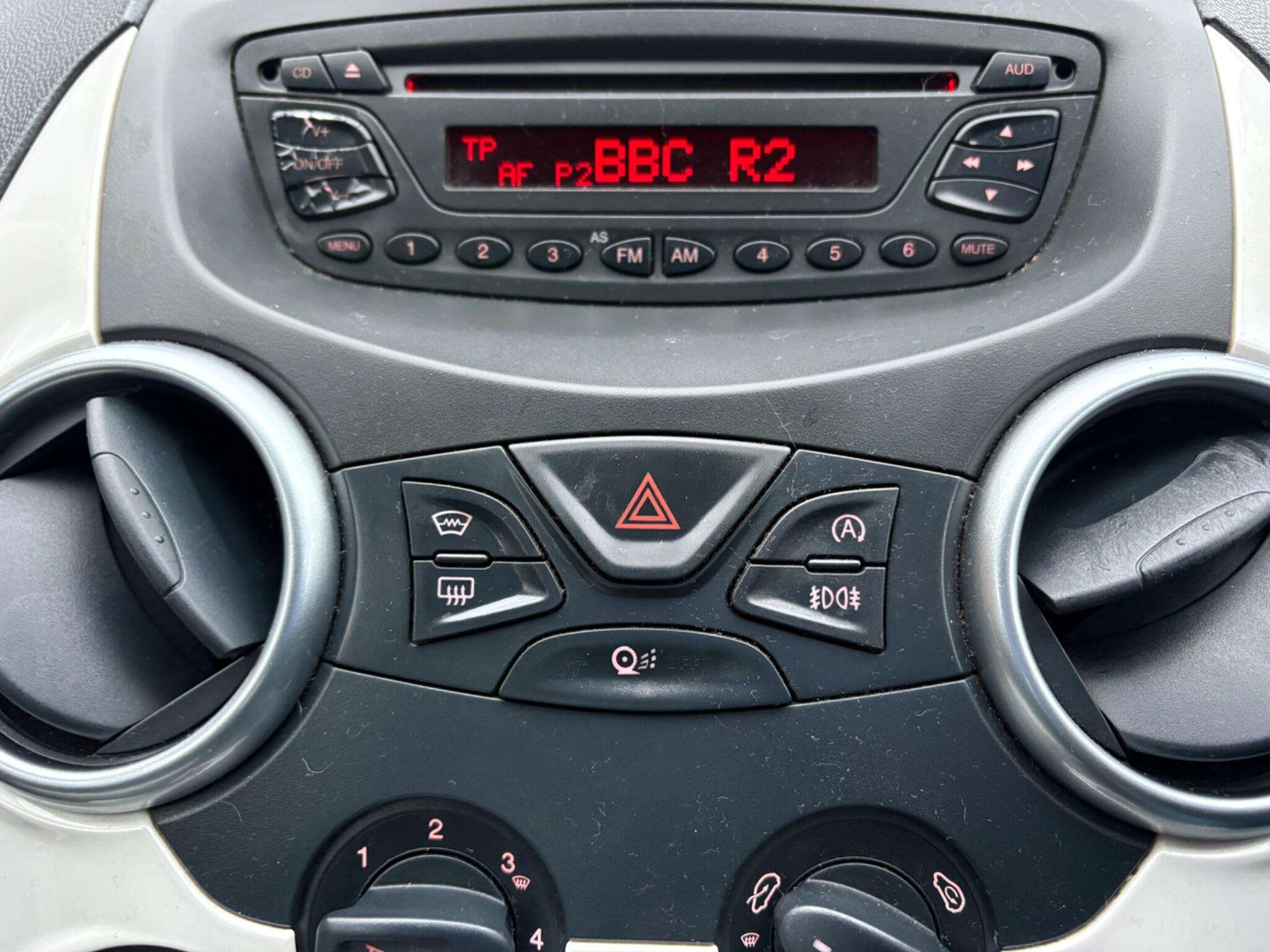 2014 FORD KA 2014 FORD KA