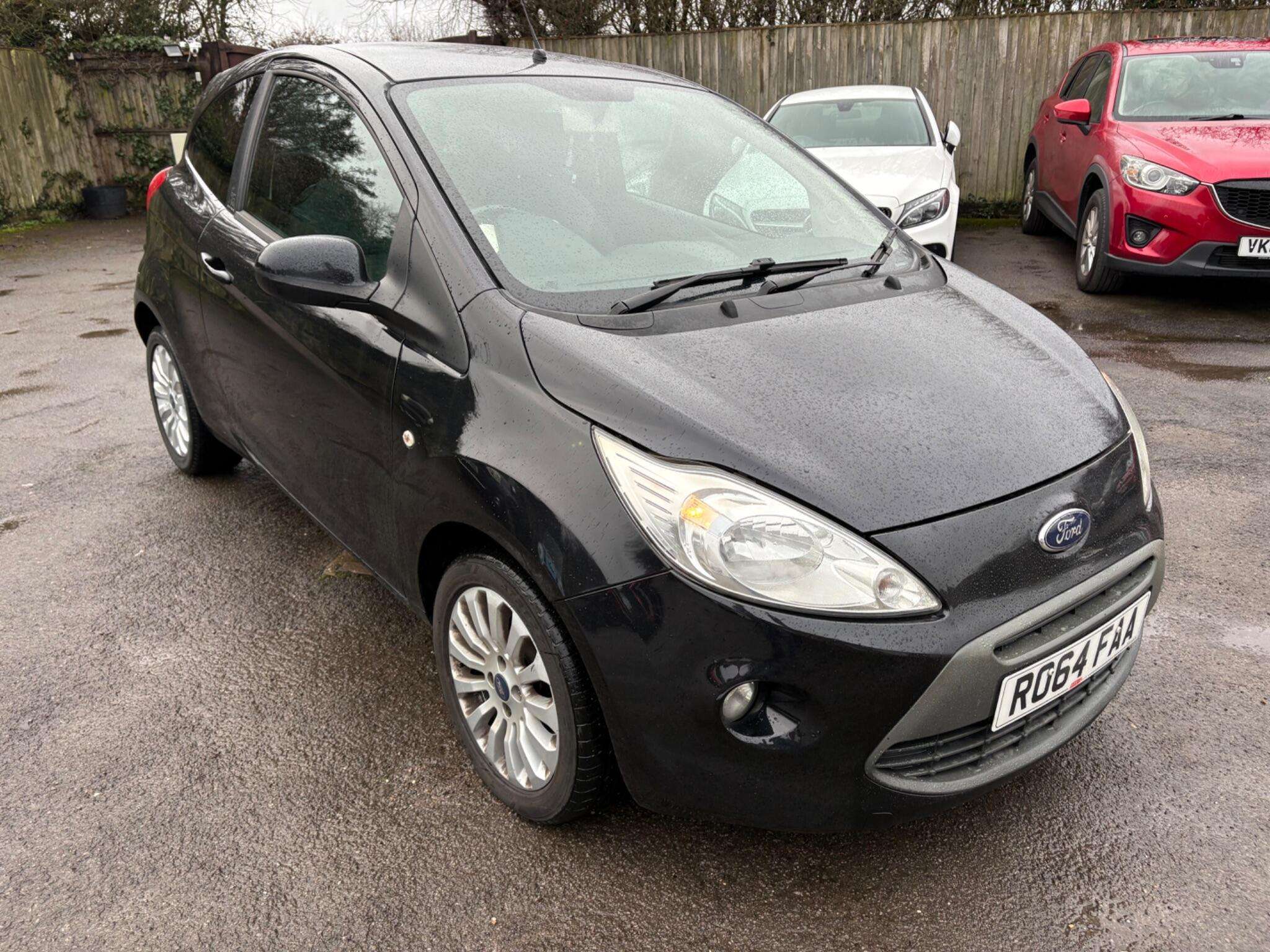 A 2014 FORD KA 1.2 Zetec Euro 5 (s/s) 3dr A 2014 FORD KA 1.2 Zetec Euro 5 (s/s) 3dr