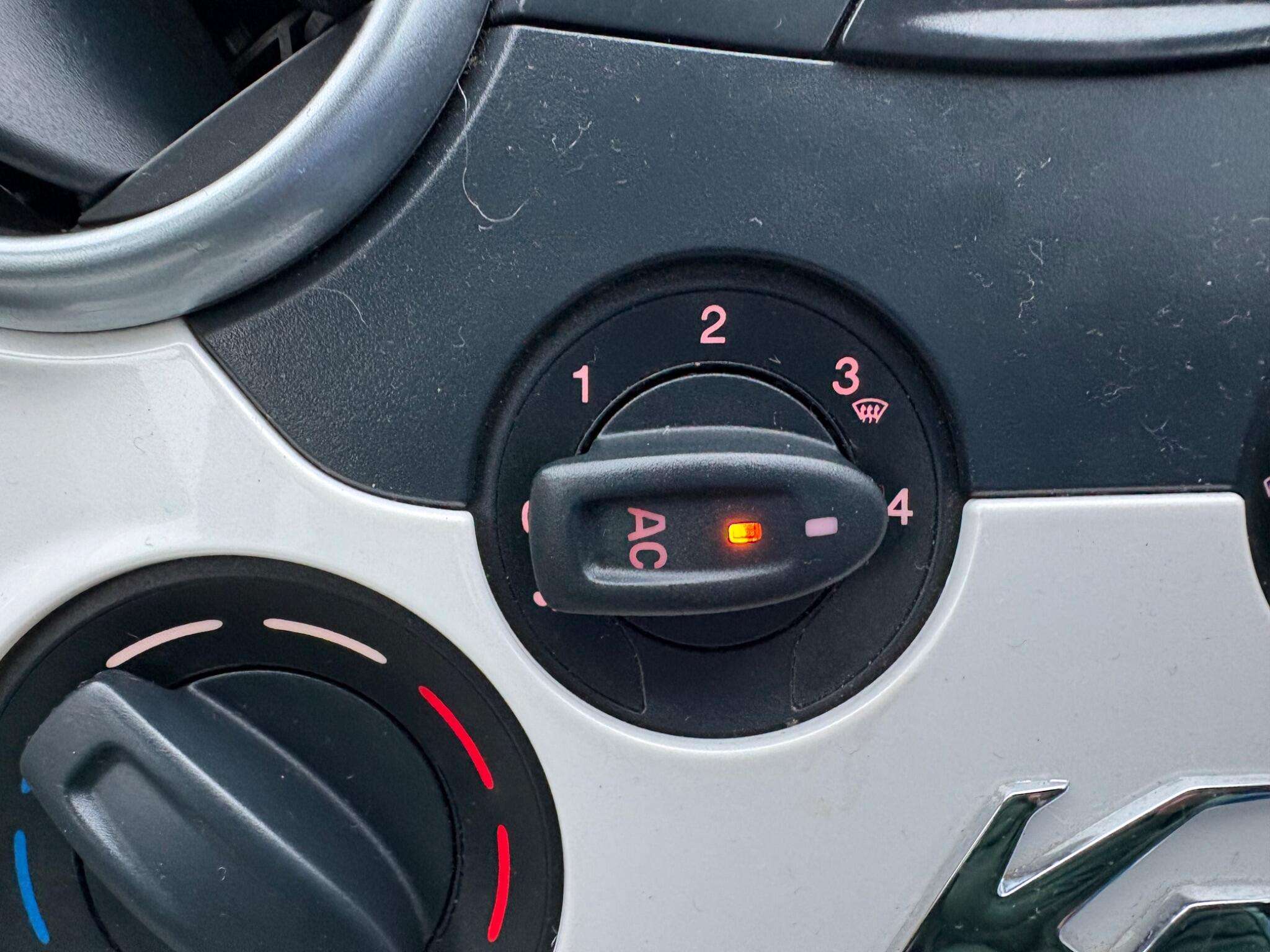 2014 FORD KA 2014 FORD KA