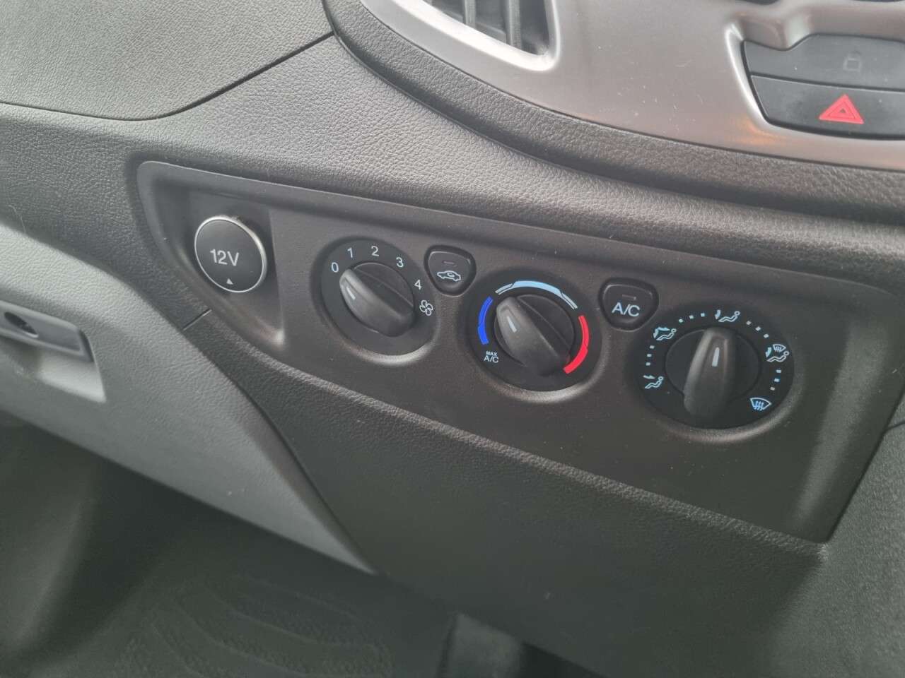 2018 FORD TRANSIT 2018 FORD TRANSIT