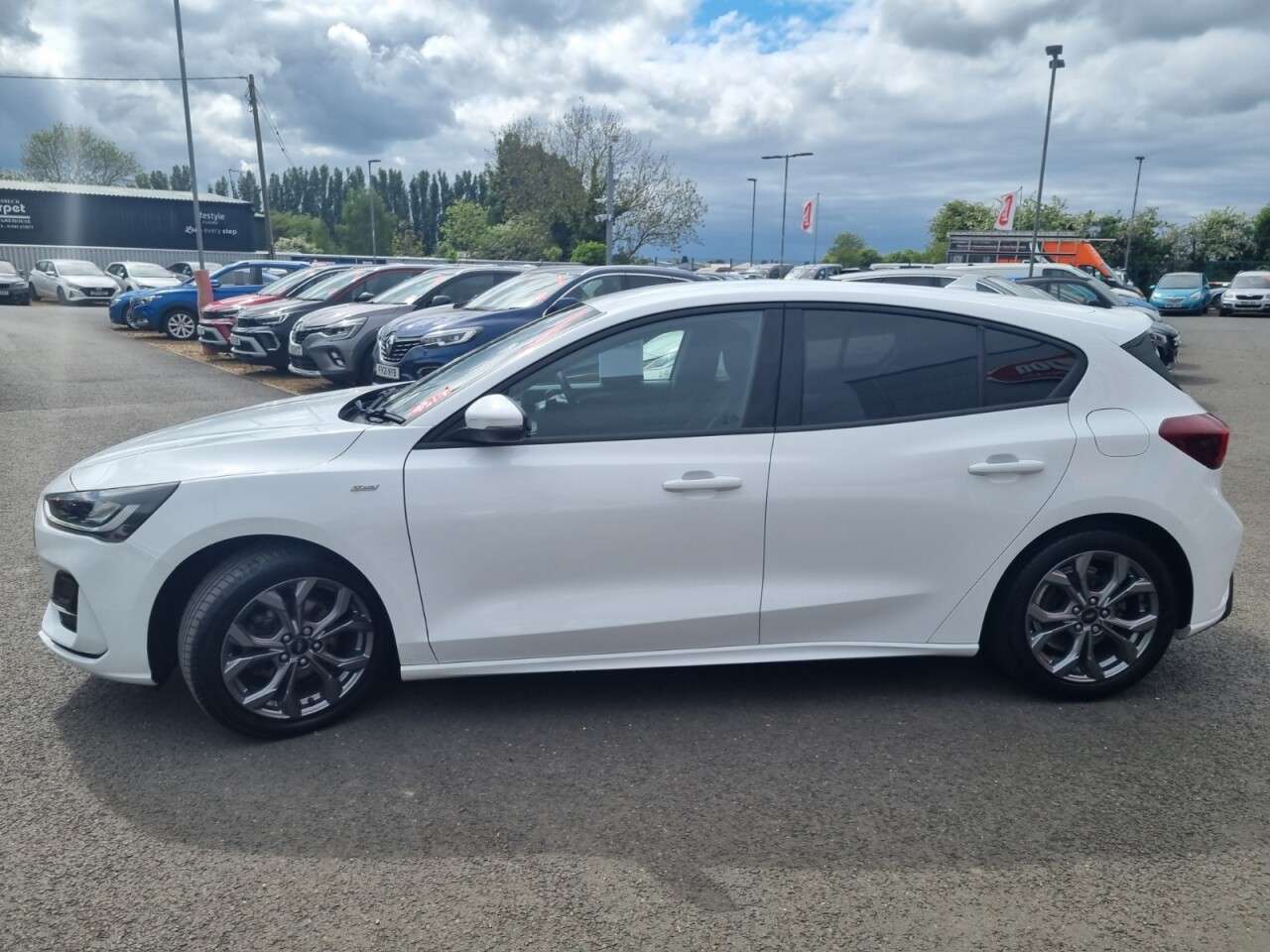 2022 FORD FOCUS 2022 FORD FOCUS