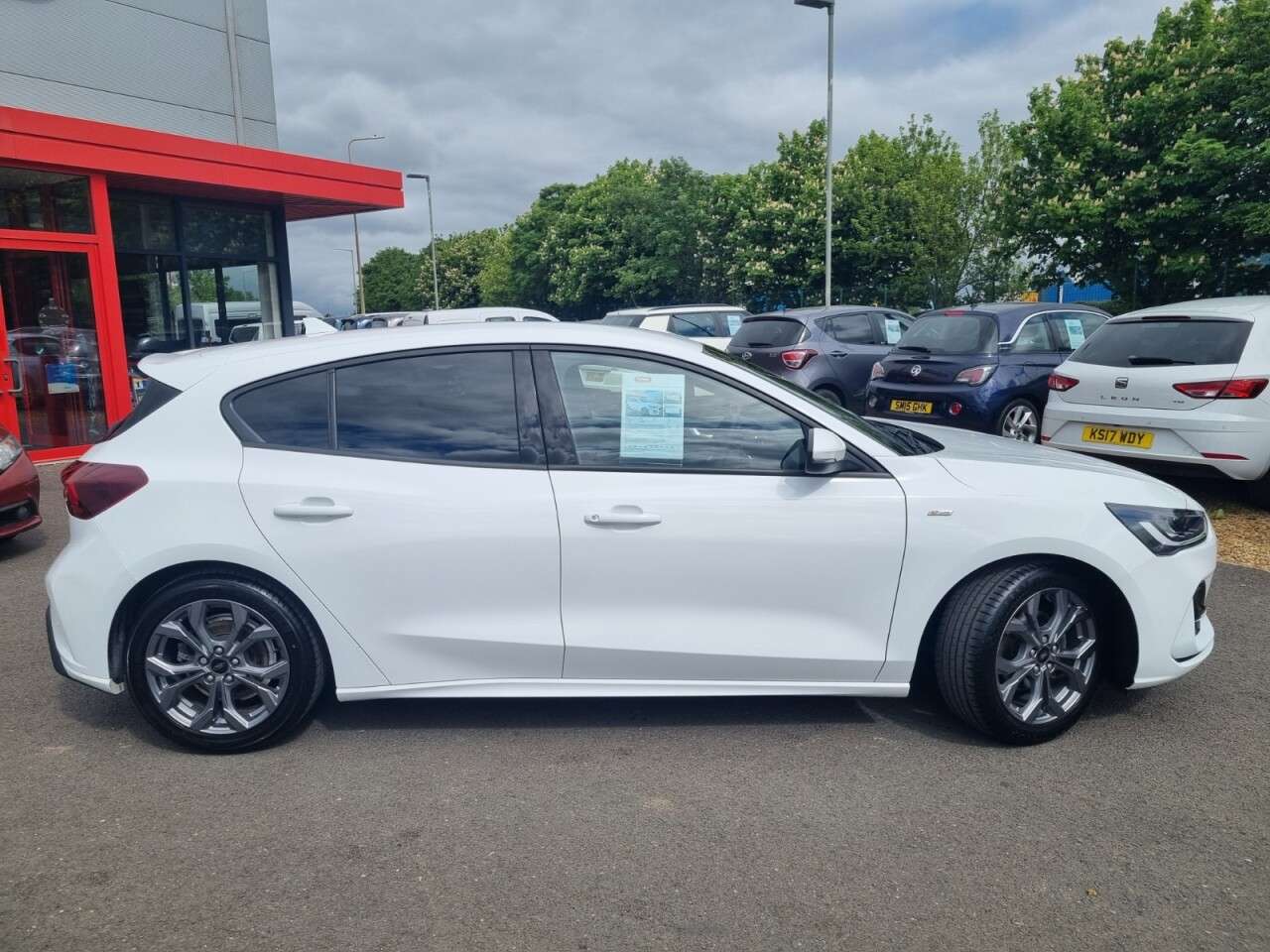 2022 FORD FOCUS 2022 FORD FOCUS