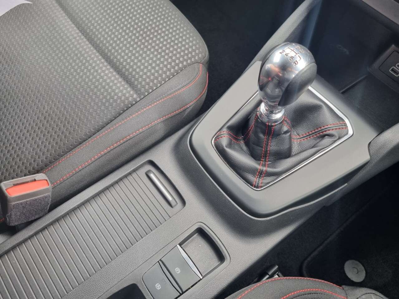 2022 FORD FOCUS 2022 FORD FOCUS