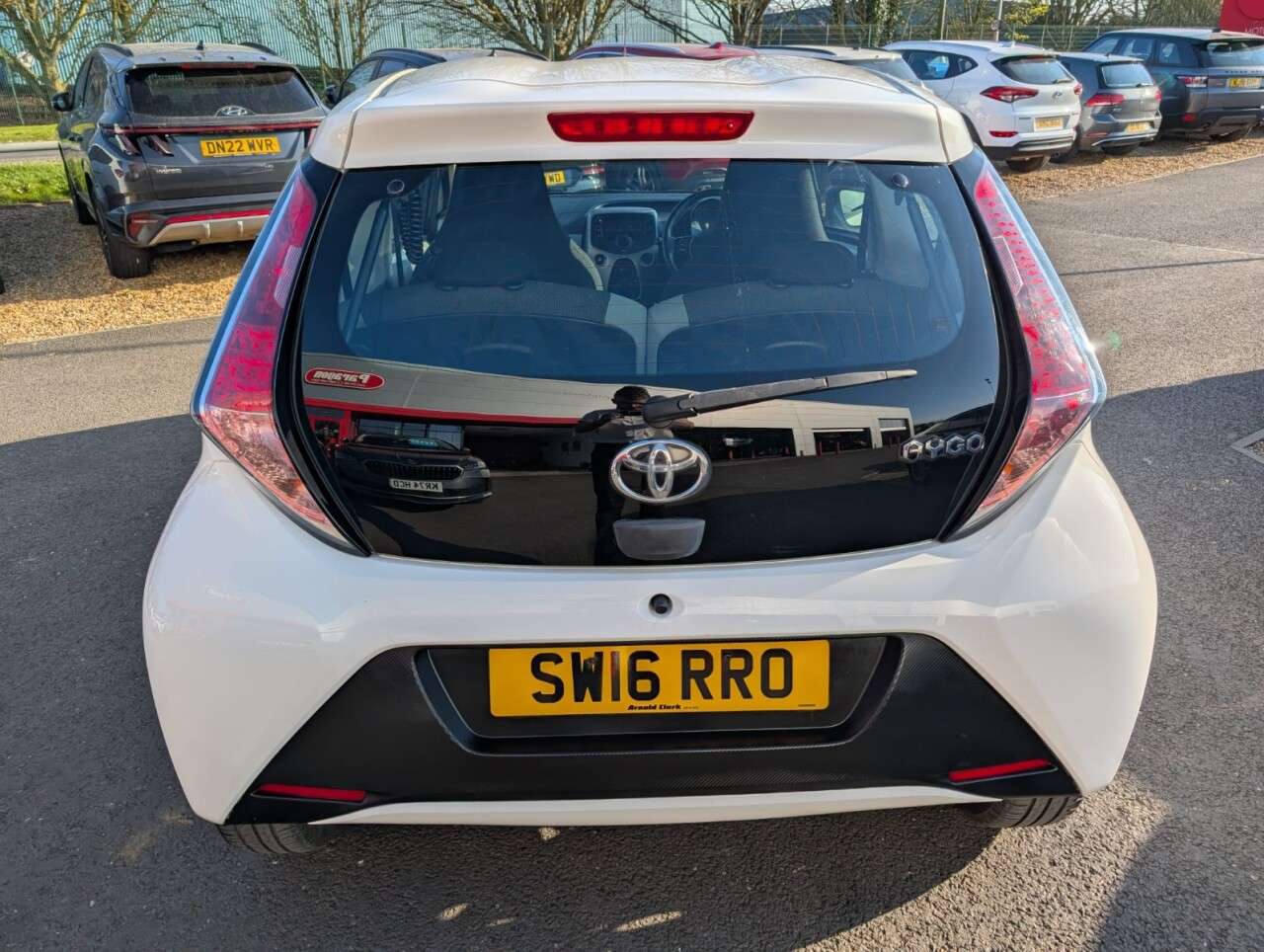 2016 TOYOTA AYGO 2016 TOYOTA AYGO