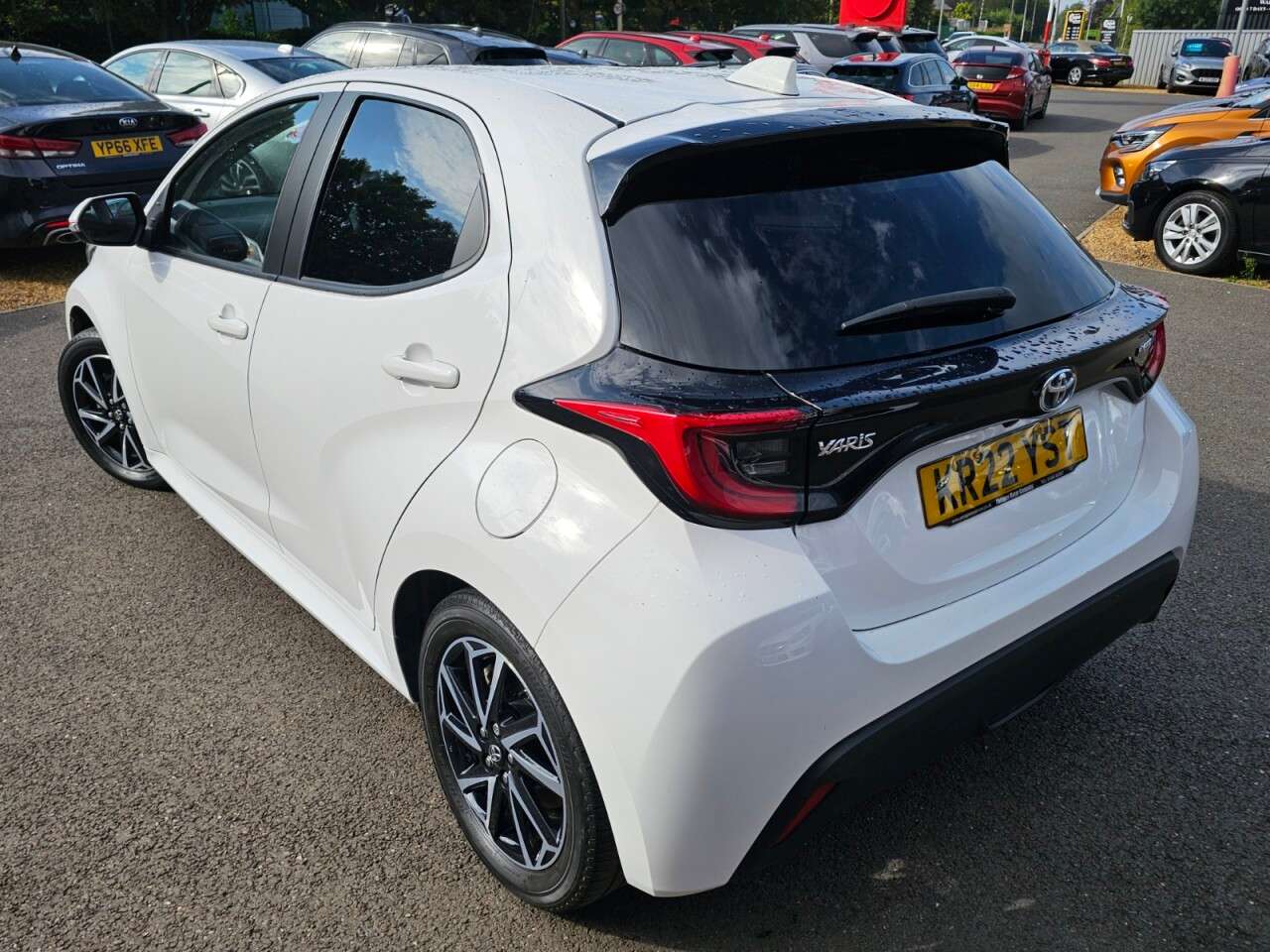 2022 TOYOTA YARIS 2022 TOYOTA YARIS