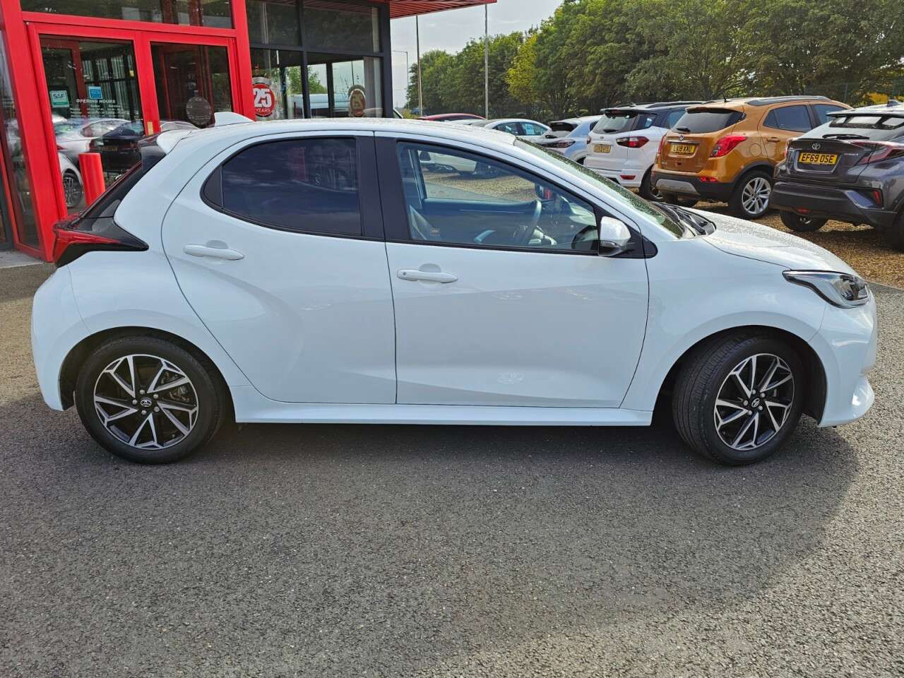 2022 TOYOTA YARIS 2022 TOYOTA YARIS