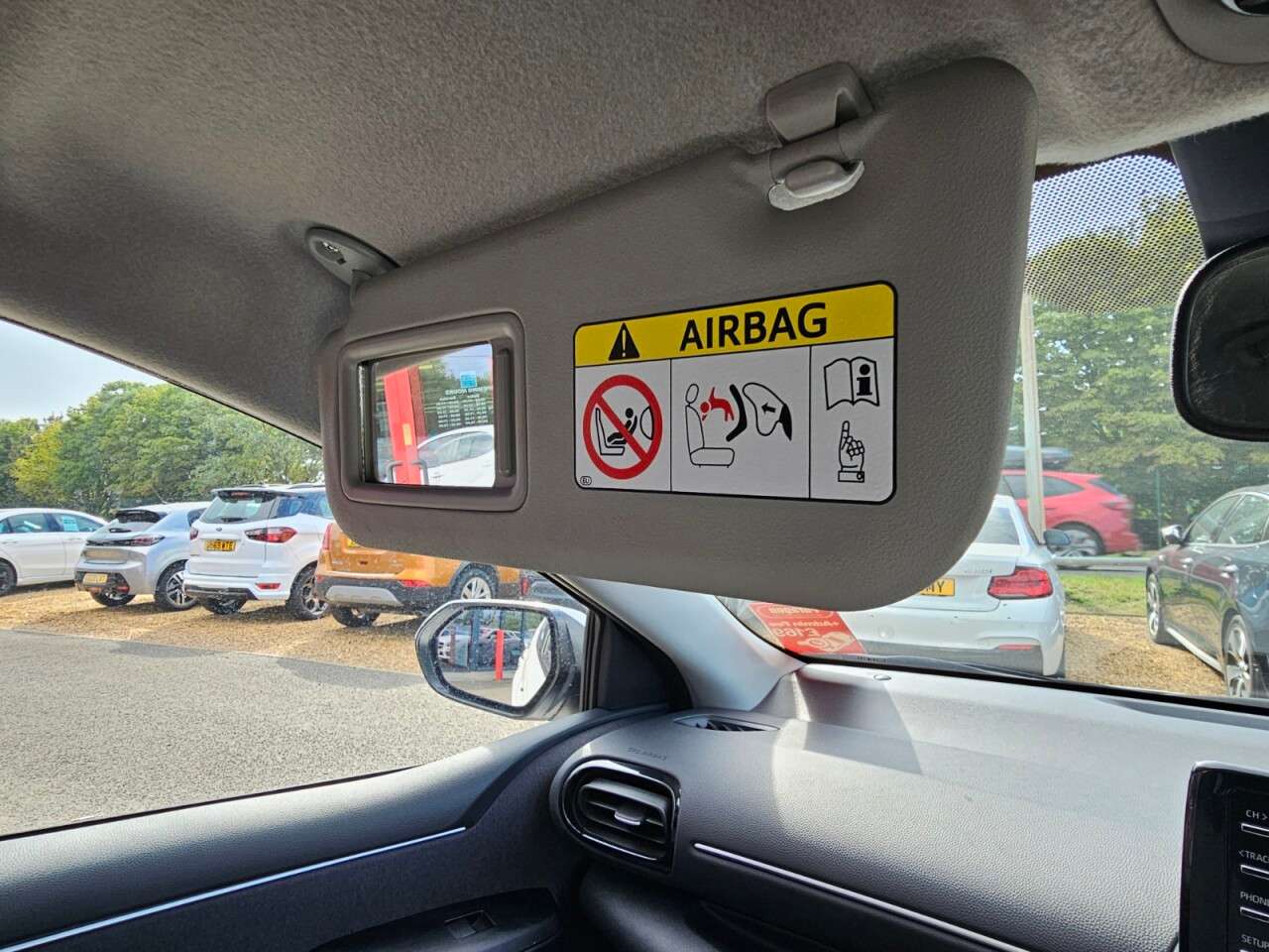 2022 TOYOTA YARIS 2022 TOYOTA YARIS