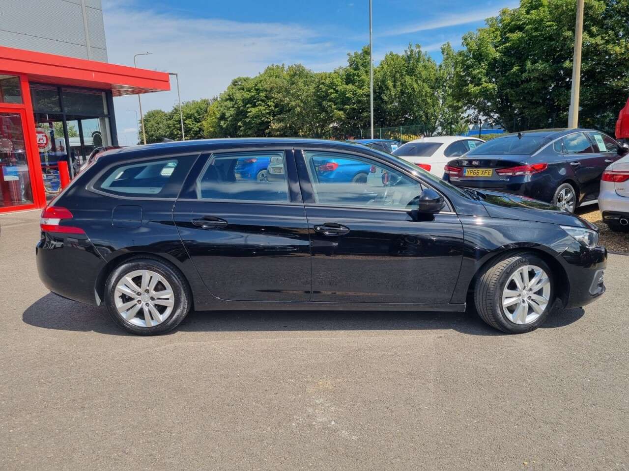 2020 PEUGEOT 308 SW 2020 PEUGEOT 308 SW