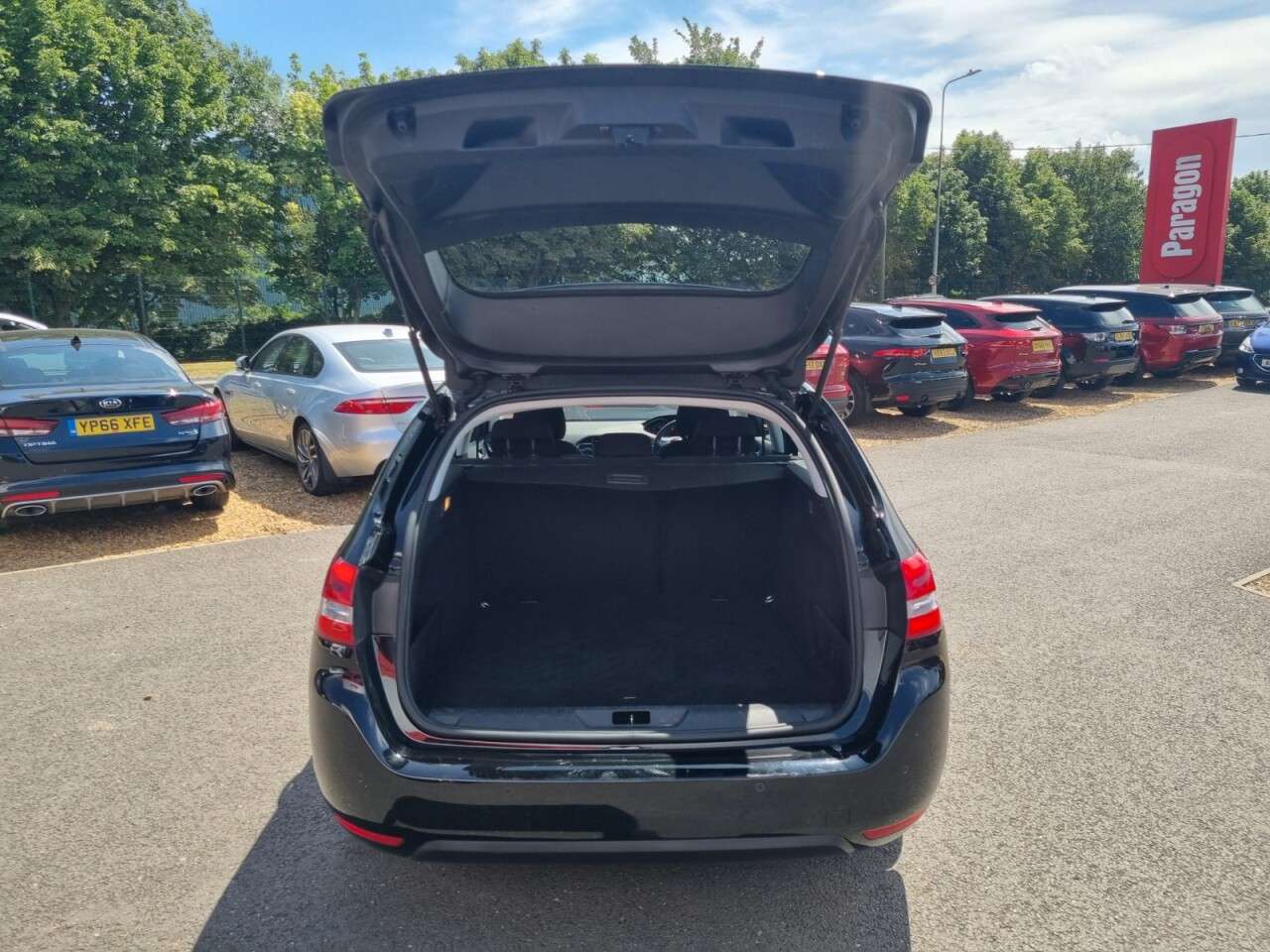 2020 PEUGEOT 308 SW 2020 PEUGEOT 308 SW