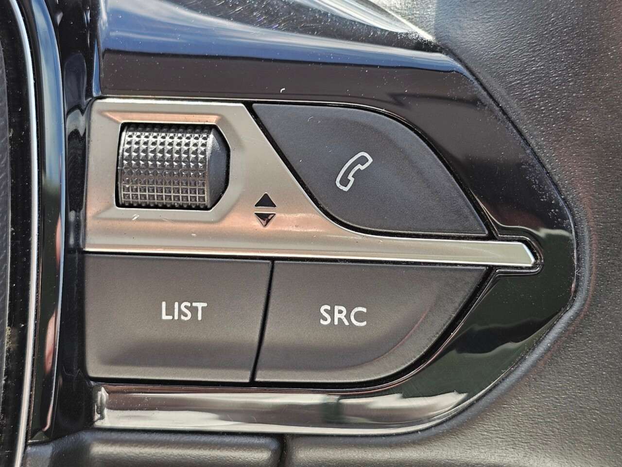 2021 PEUGEOT 3008 2021 PEUGEOT 3008