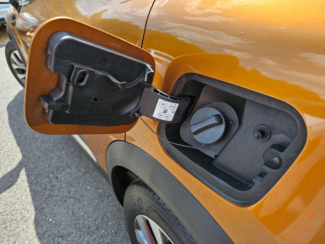 2021 RENAULT CAPTUR 2021 RENAULT CAPTUR