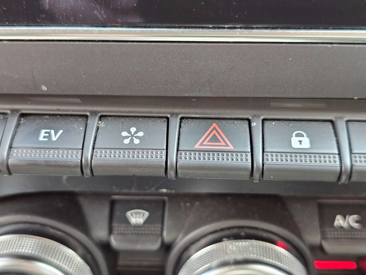 2021 RENAULT CAPTUR 2021 RENAULT CAPTUR