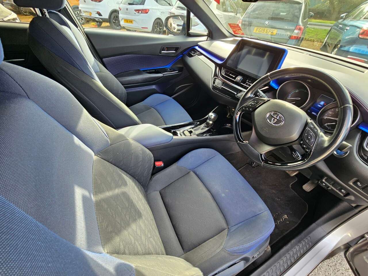 2018 TOYOTA C-HR 2018 TOYOTA C-HR