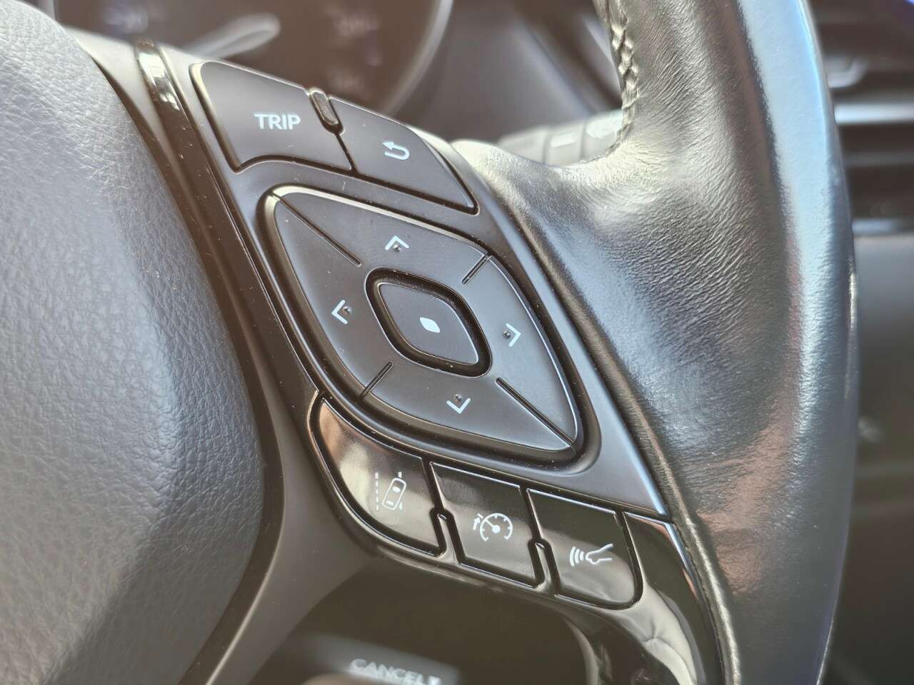 2018 TOYOTA C-HR 2018 TOYOTA C-HR