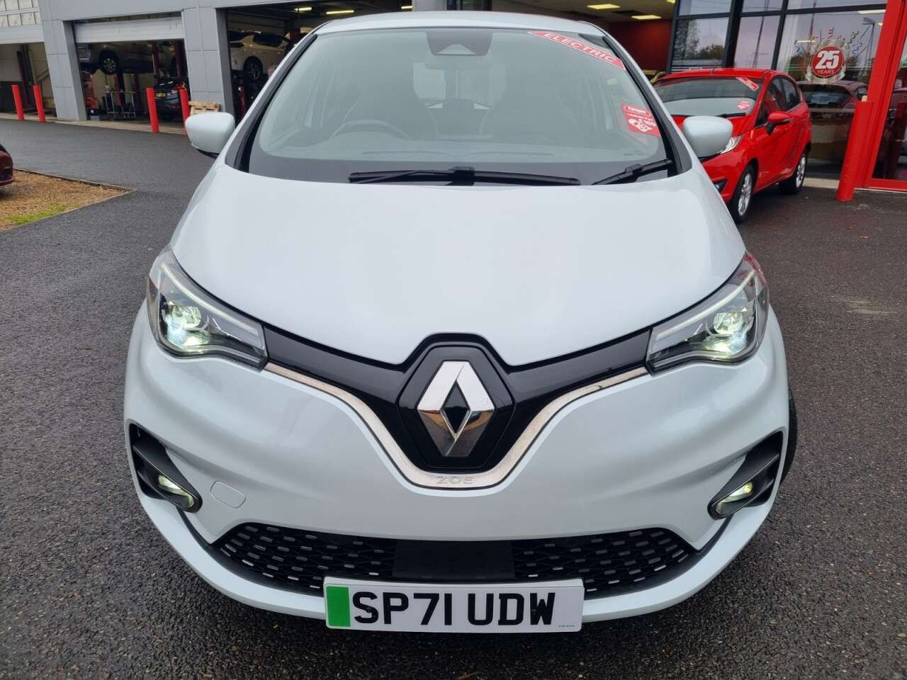 2021 RENAULT ZOE 2021 RENAULT ZOE