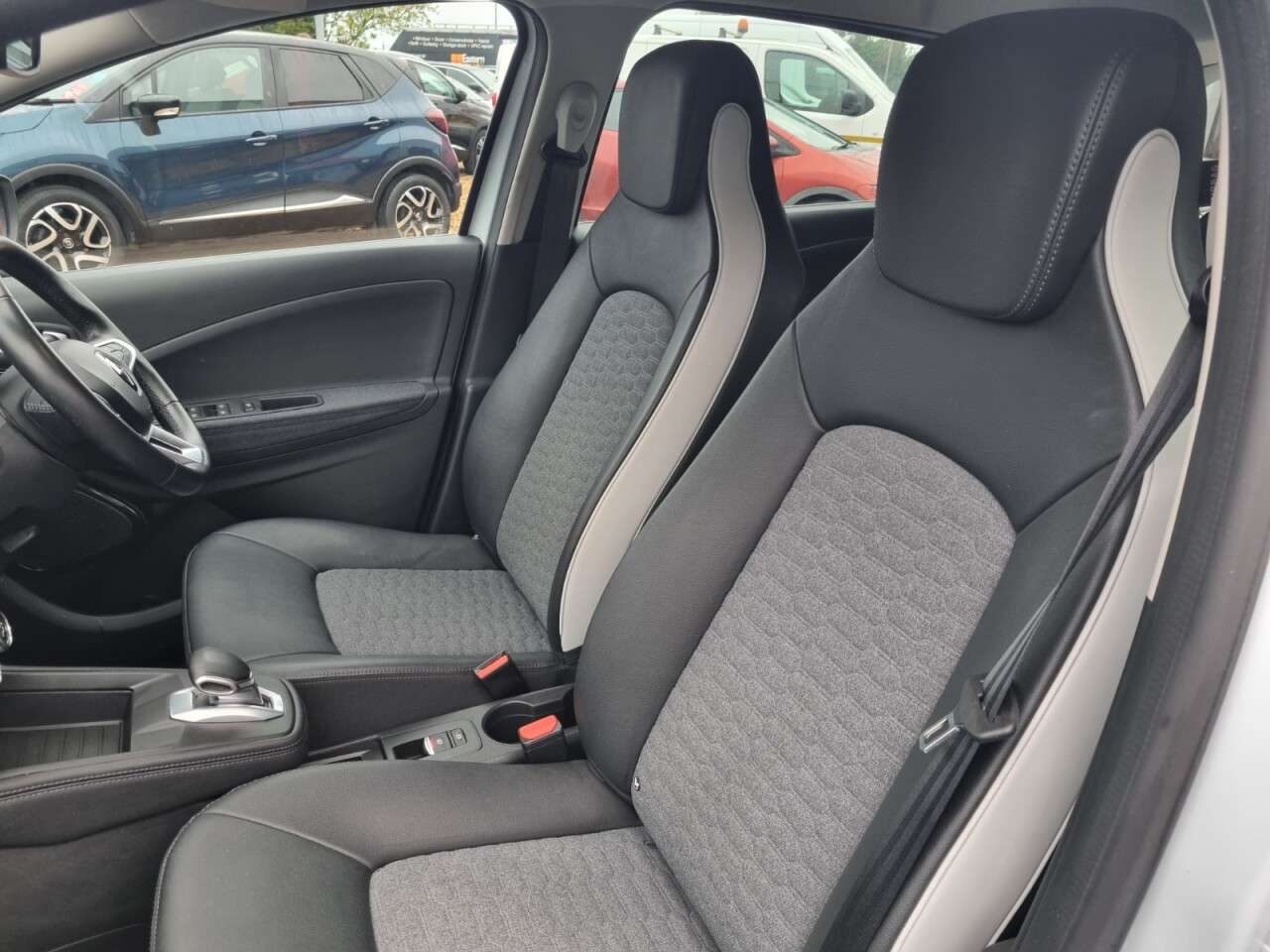 2021 RENAULT ZOE 2021 RENAULT ZOE