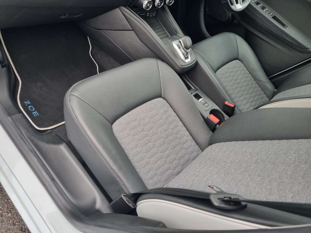 2021 RENAULT ZOE 2021 RENAULT ZOE