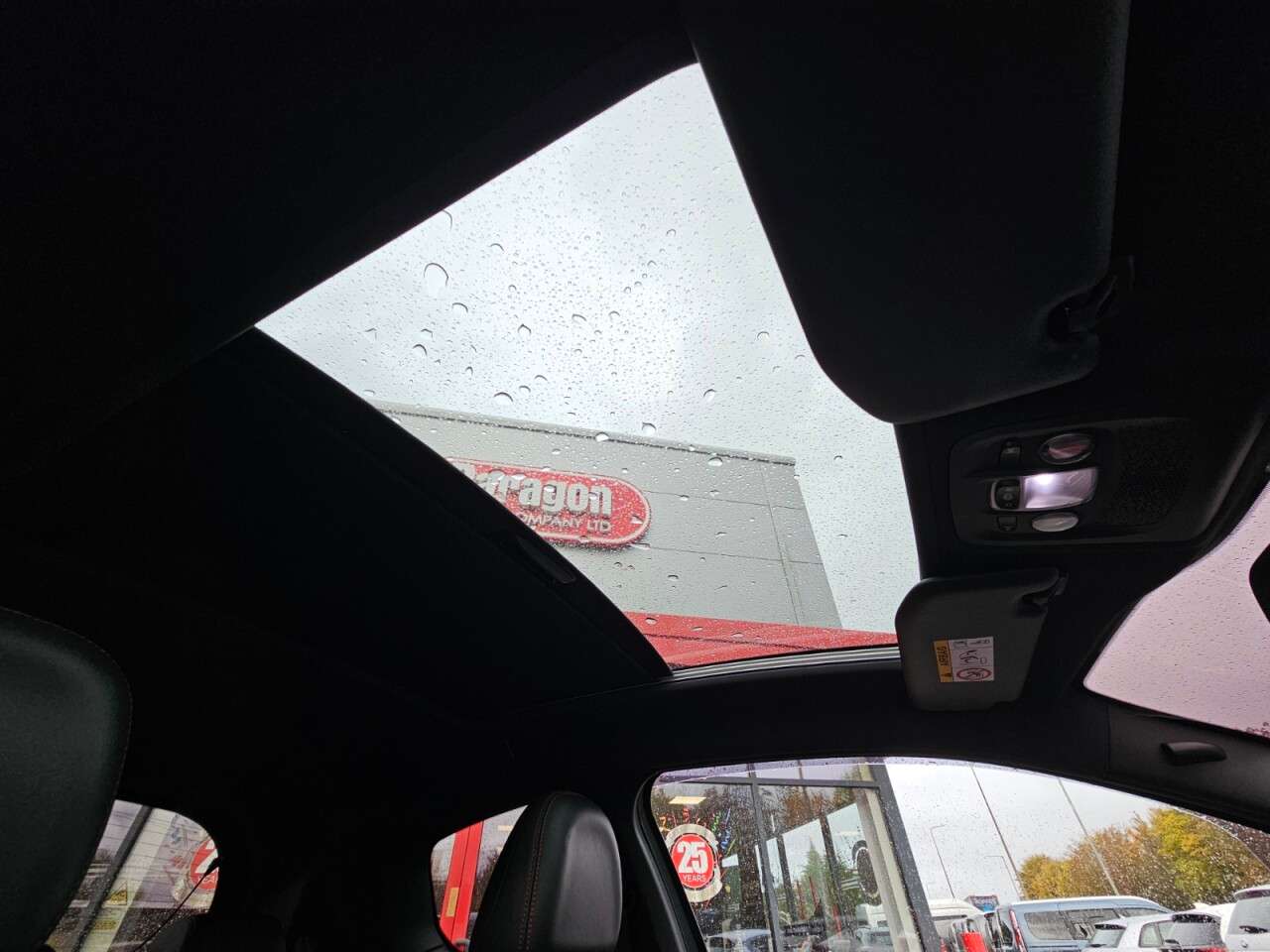 2014 PEUGEOT 208 2014 PEUGEOT 208