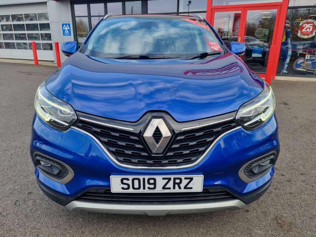 A 2019 RENAULT KADJAR 1.3 TCe S Edition SUV 5dr Petrol Manual Euro 6 (s/s) (160 ps) A 2019 RENAULT KADJAR 1.3 TCe S Edition SUV 5dr Petrol Manual Euro 6 (s/s) (160 ps)