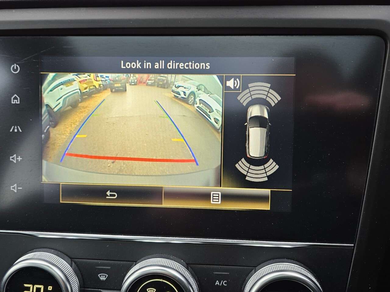 A 2019 RENAULT KADJAR 1.3 TCe S Edition SUV 5dr Petrol Manual Euro 6 (s/s) (160 ps) A 2019 RENAULT KADJAR 1.3 TCe S Edition SUV 5dr Petrol Manual Euro 6 (s/s) (160 ps)