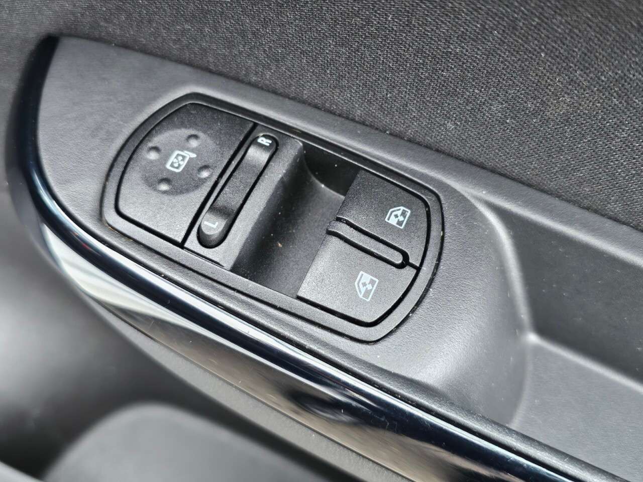 2018 VAUXHALL CORSA 2018 VAUXHALL CORSA