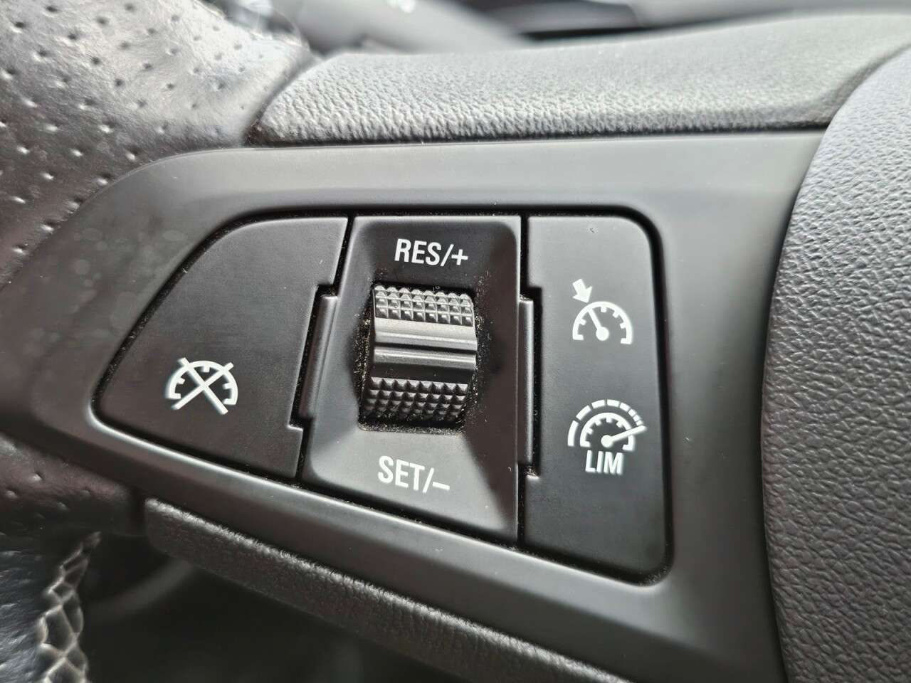 2018 VAUXHALL CORSA 2018 VAUXHALL CORSA