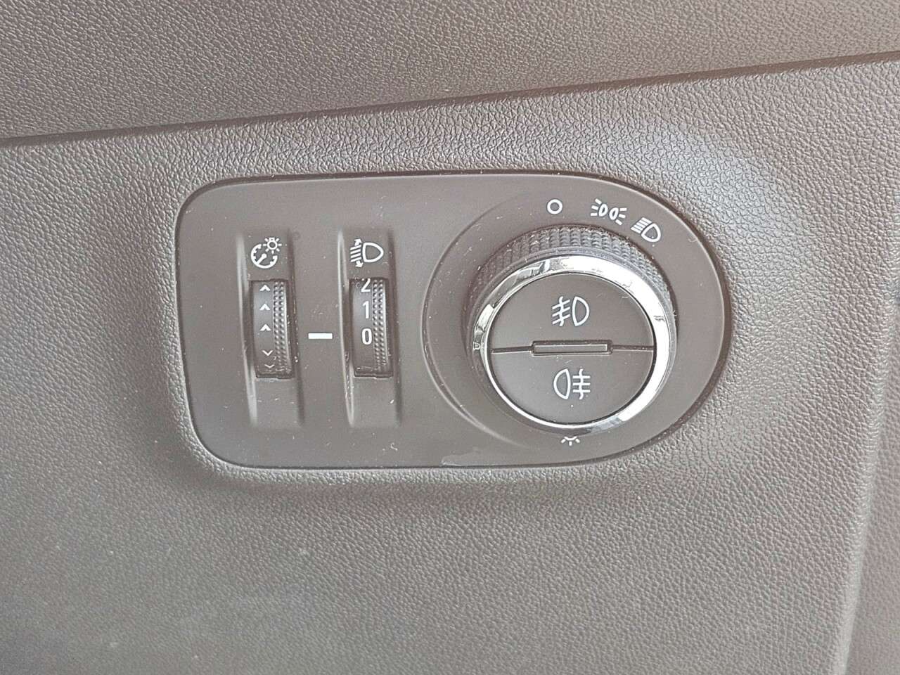 2015 VAUXHALL CORSA 2015 VAUXHALL CORSA