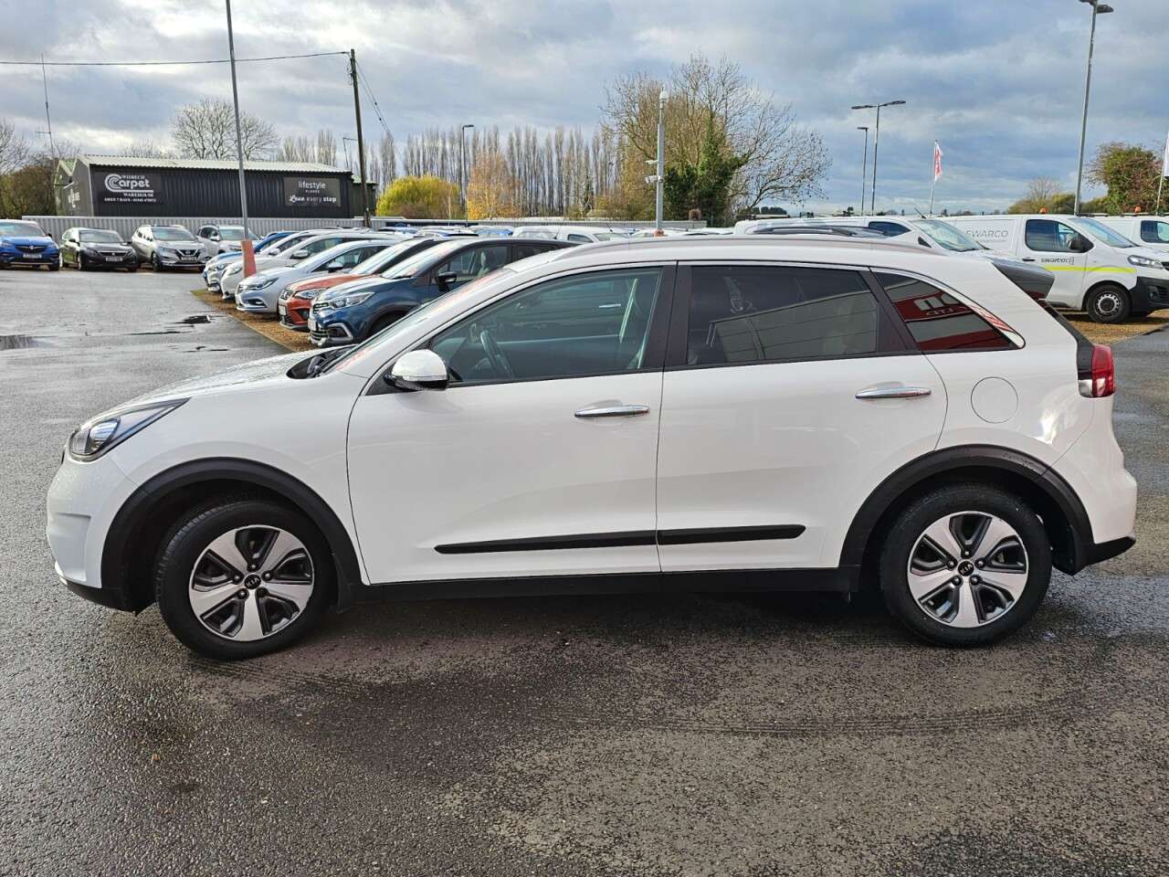 2016 KIA NIRO 2016 KIA NIRO