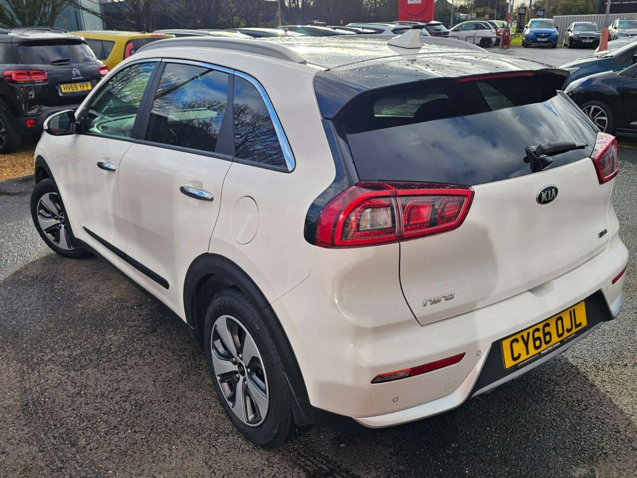 2016 KIA NIRO 2016 KIA NIRO