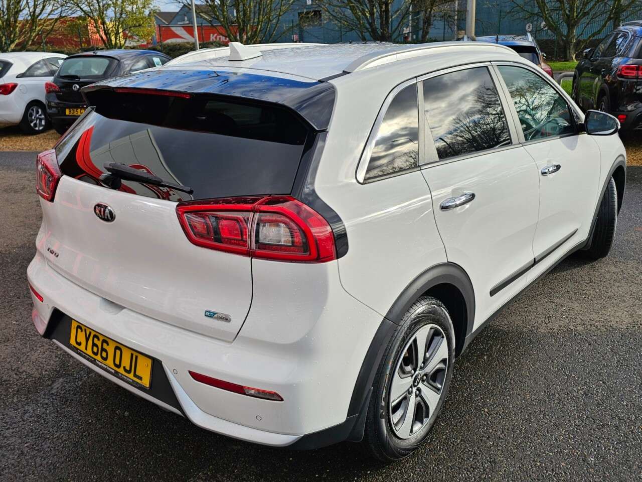 2016 KIA NIRO 2016 KIA NIRO