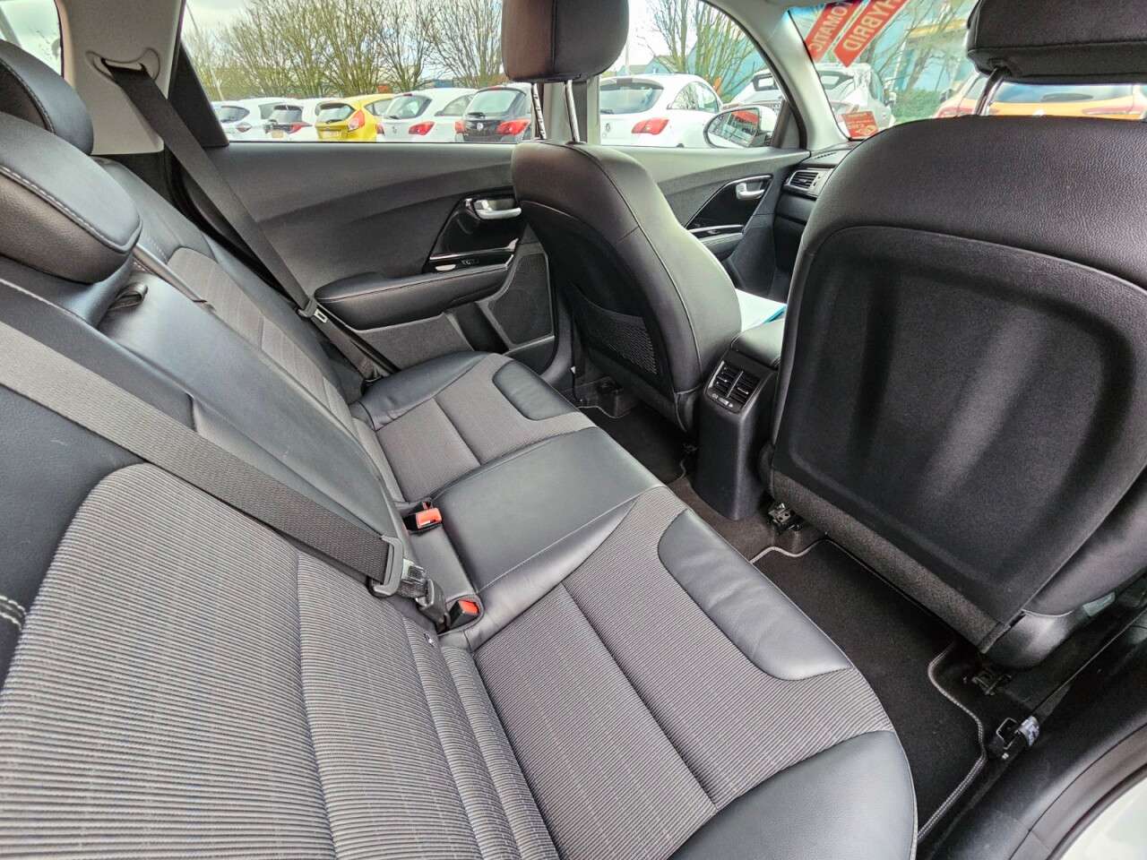 2016 KIA NIRO 2016 KIA NIRO