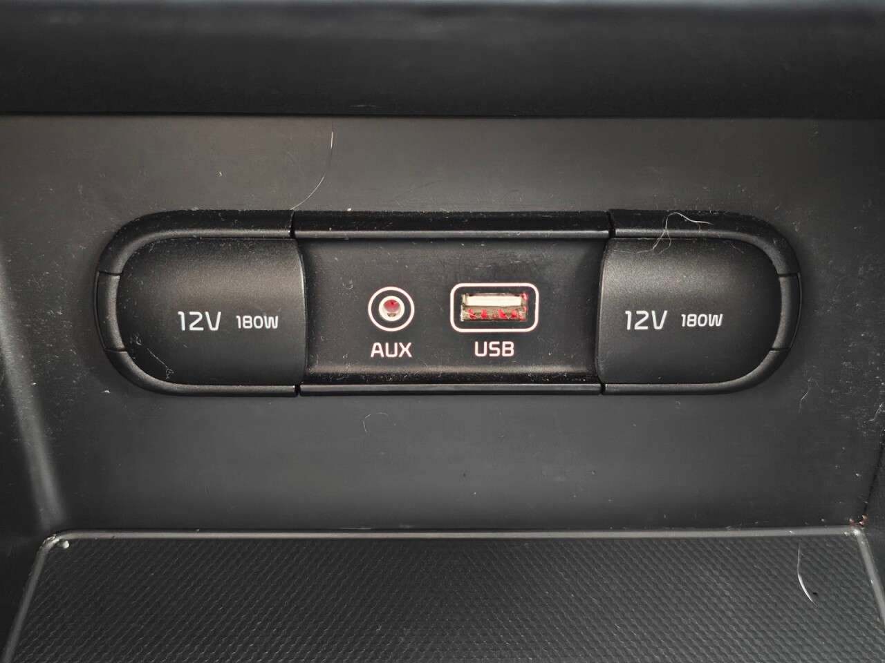 2016 KIA NIRO 2016 KIA NIRO