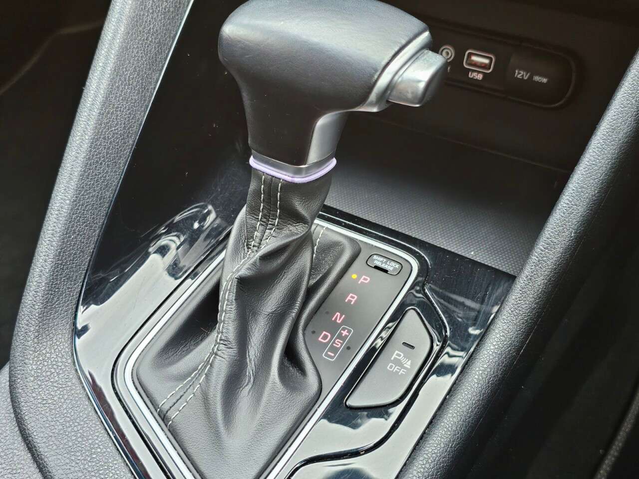 2016 KIA NIRO 2016 KIA NIRO