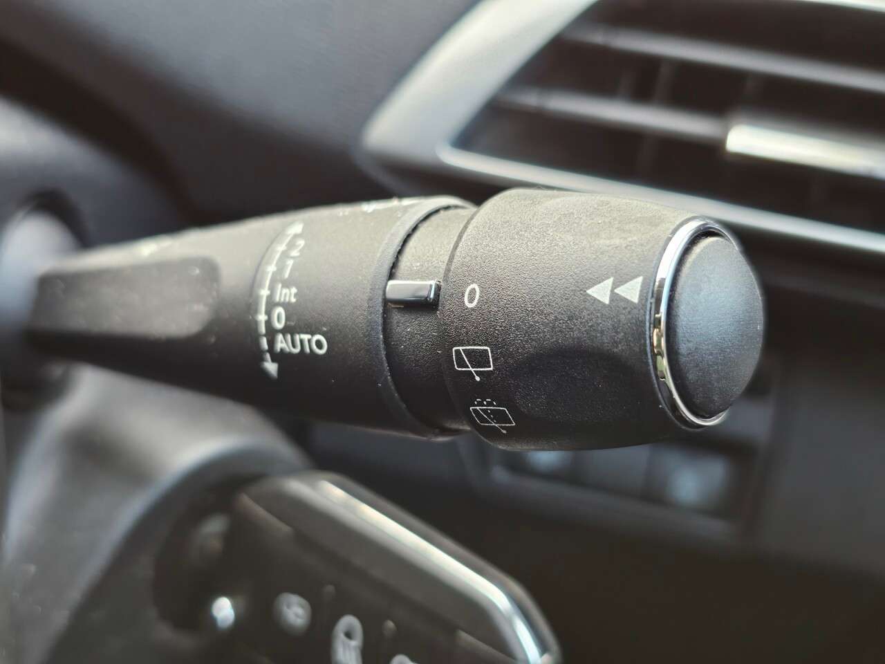 2017 PEUGEOT 3008 2017 PEUGEOT 3008