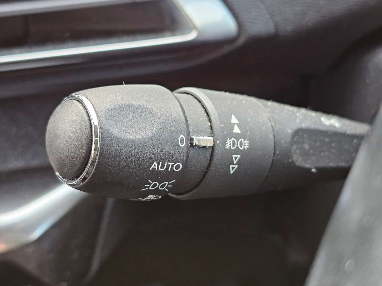 2017 PEUGEOT 3008 2017 PEUGEOT 3008