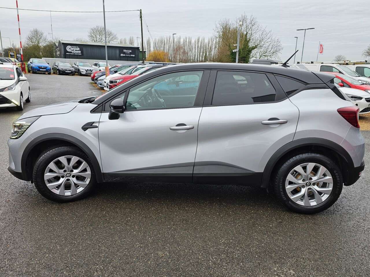 2021 RENAULT CAPTUR 2021 RENAULT CAPTUR