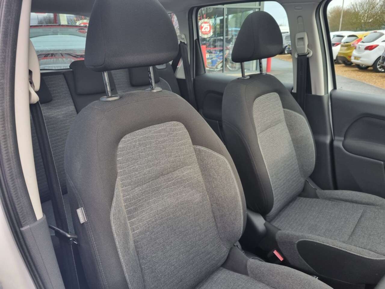 2017 CITROEN C3 PICASSO 2017 CITROEN C3 PICASSO