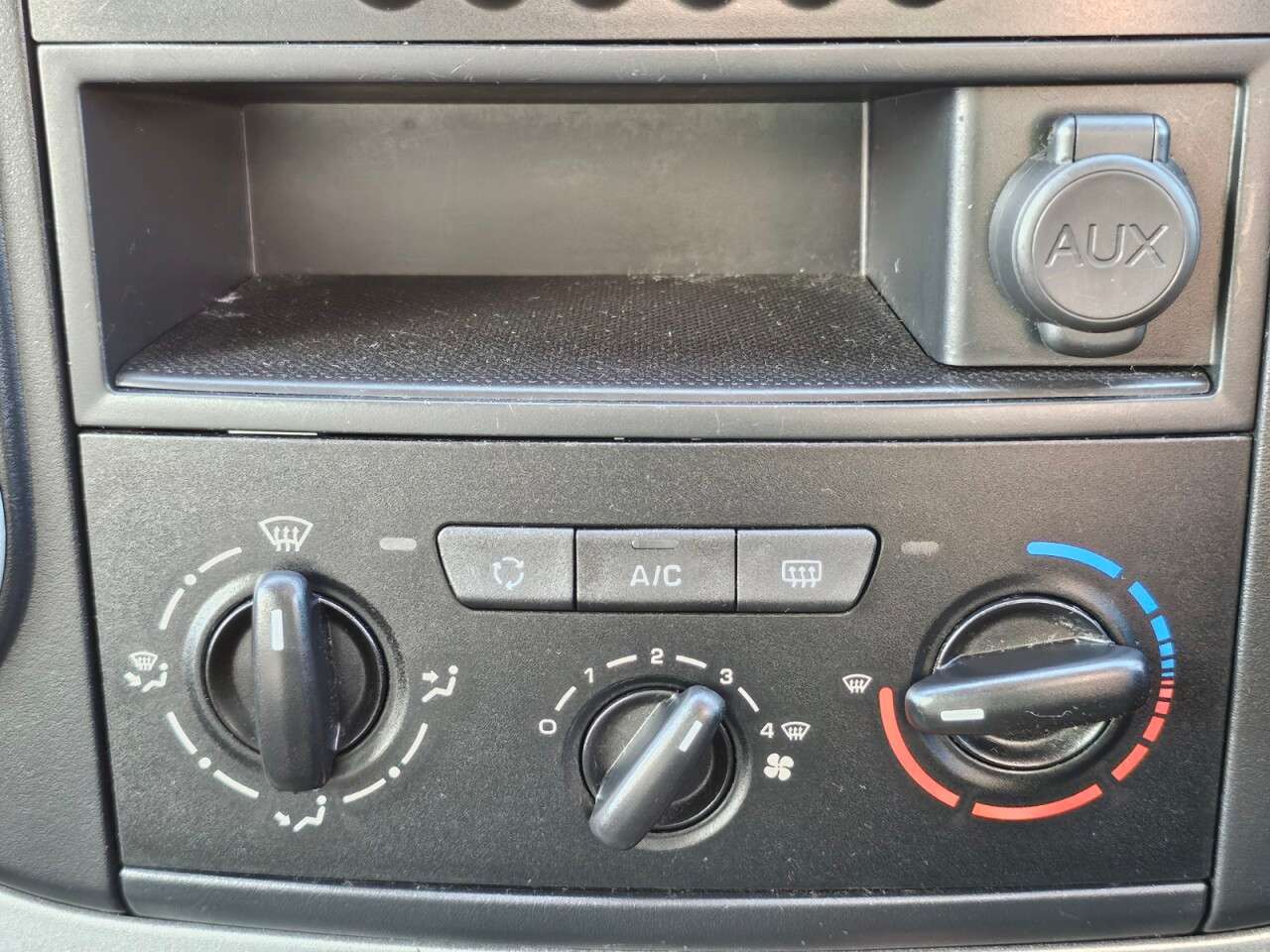 2018 PEUGEOT PARTNER 2018 PEUGEOT PARTNER