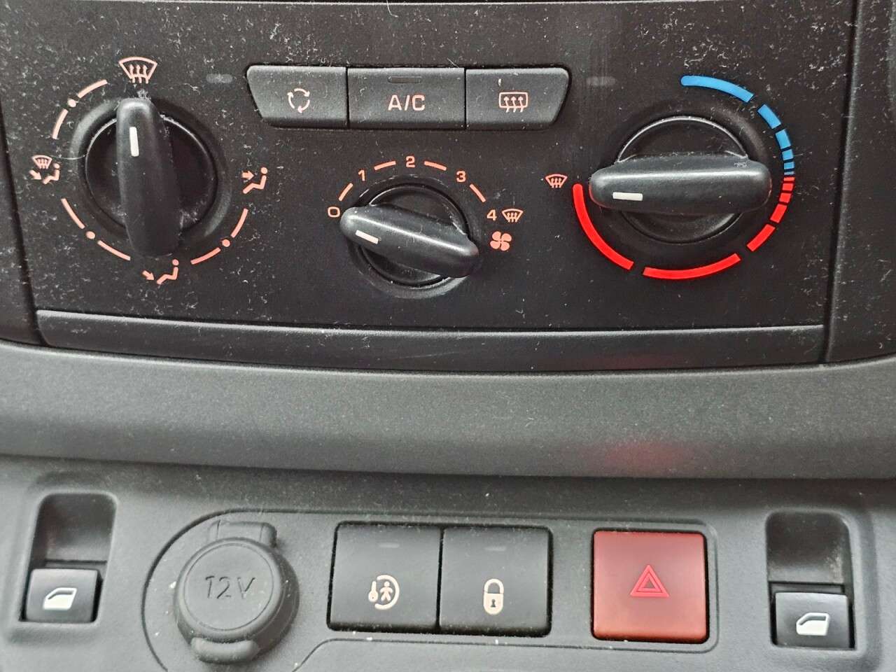 2018 PEUGEOT PARTNER TEPEE 2018 PEUGEOT PARTNER TEPEE