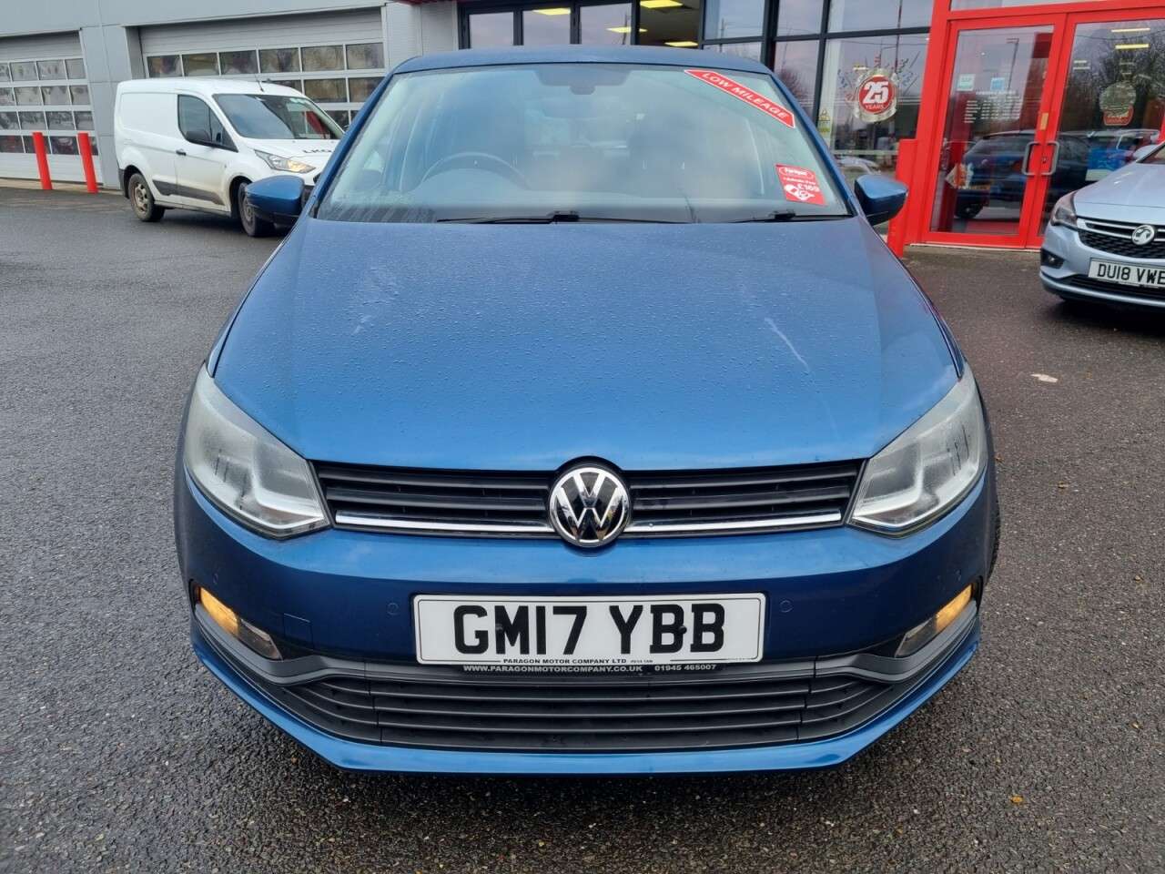 A 2017 VOLKSWAGEN POLO 1.2 TSI BlueMotion Tech Match Edition Hatchback 5dr Petrol Manual Euro 6 (s A 2017 VOLKSWAGEN POLO 1.2 TSI BlueMotion Tech Match Edition Hatchback 5dr Petrol Manual Euro 6 (s