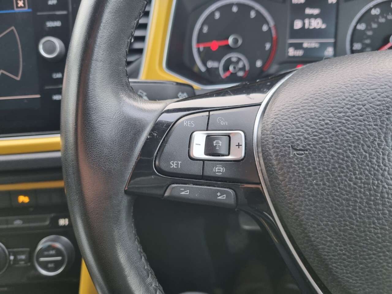 2018 VOLKSWAGEN T-ROC 2018 VOLKSWAGEN T-ROC