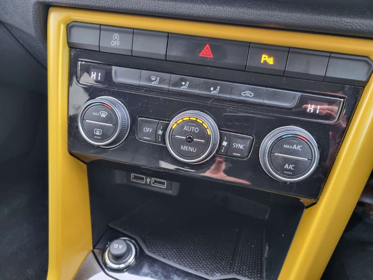 2018 VOLKSWAGEN T-ROC 2018 VOLKSWAGEN T-ROC