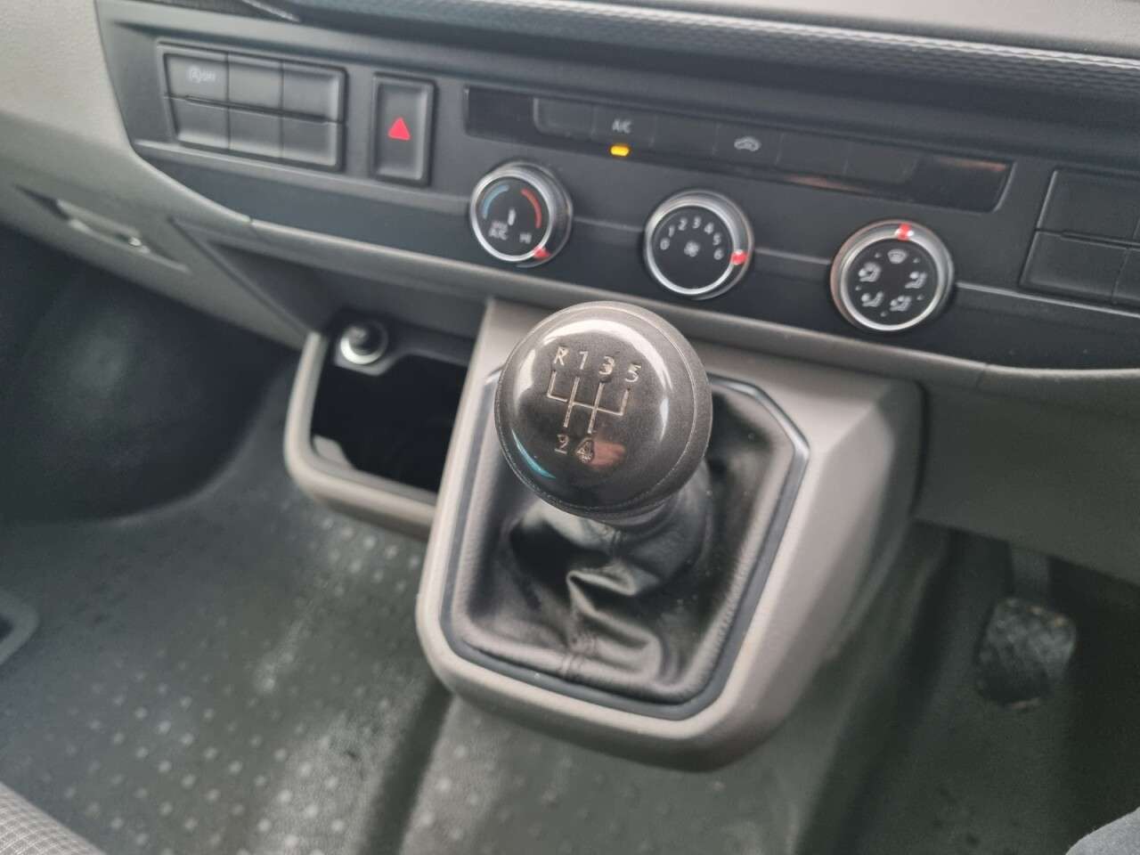 2021 VOLKSWAGEN TRANSPORTER 2021 VOLKSWAGEN TRANSPORTER