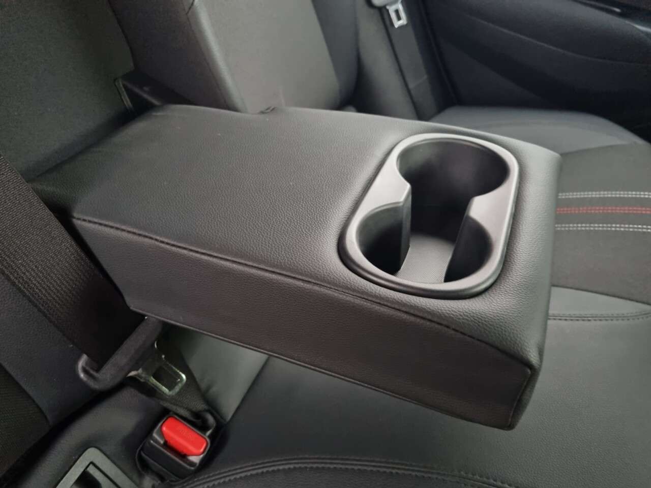 2021 TOYOTA COROLLA 2021 TOYOTA COROLLA