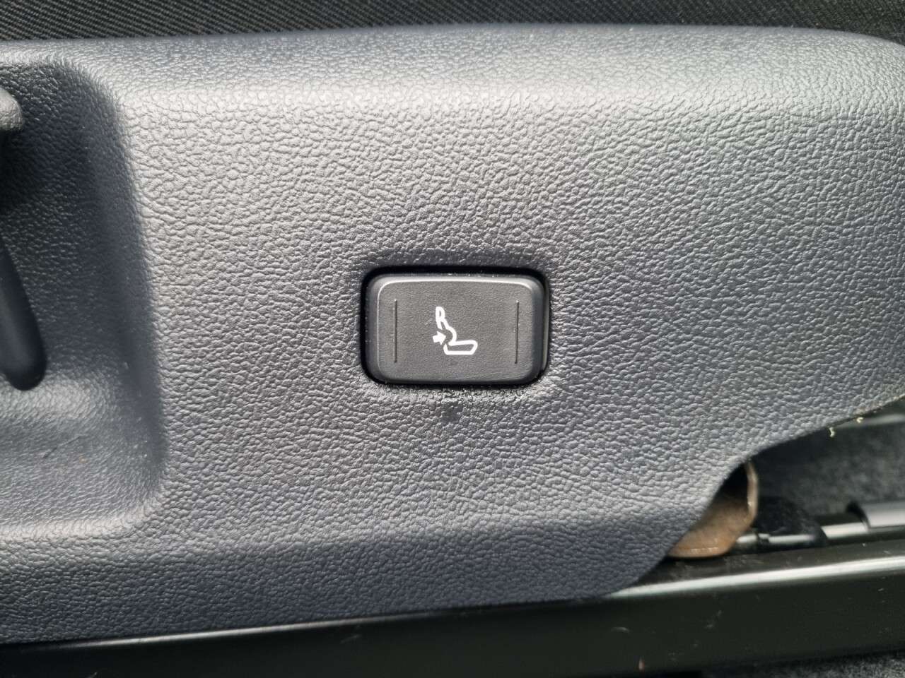 2021 TOYOTA COROLLA 2021 TOYOTA COROLLA