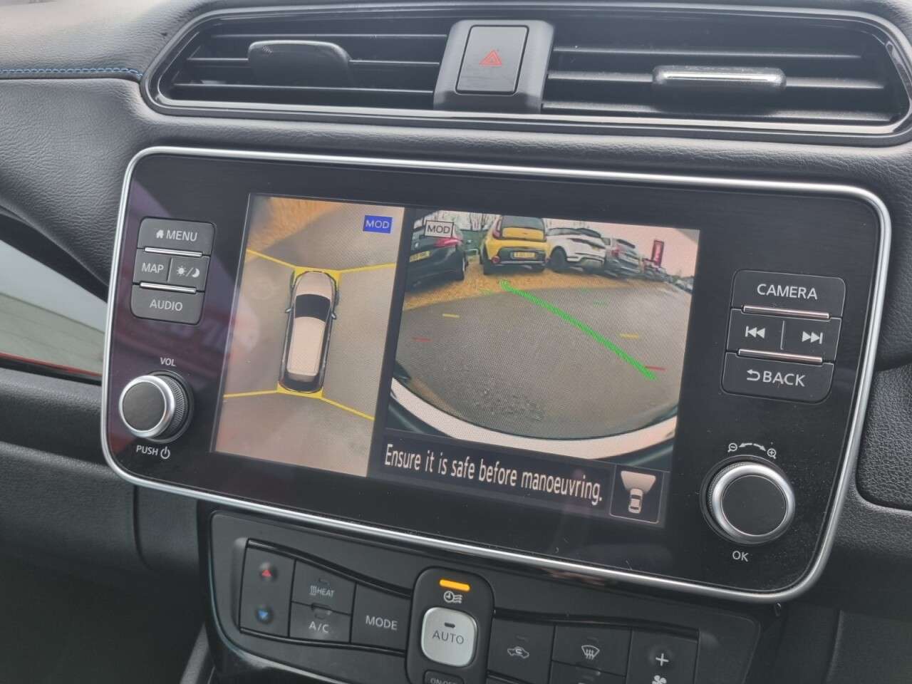 A 2021 NISSAN LEAF 62kWh e+ Tekna Hatchback 5dr Electric Auto (217 ps) A 2021 NISSAN LEAF 62kWh e+ Tekna Hatchback 5dr Electric Auto (217 ps)