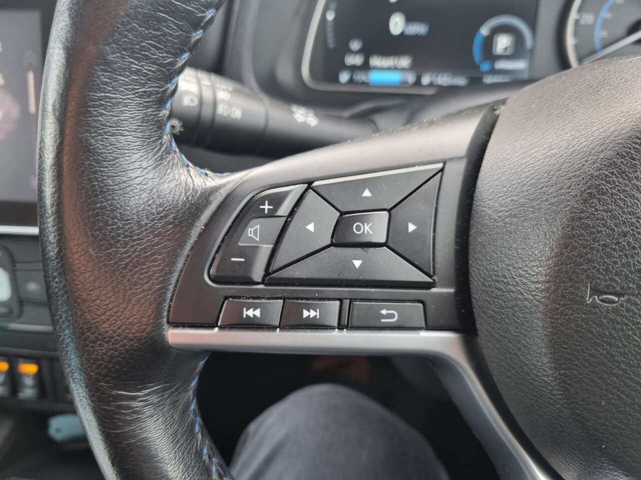 2021 NISSAN LEAF 2021 NISSAN LEAF