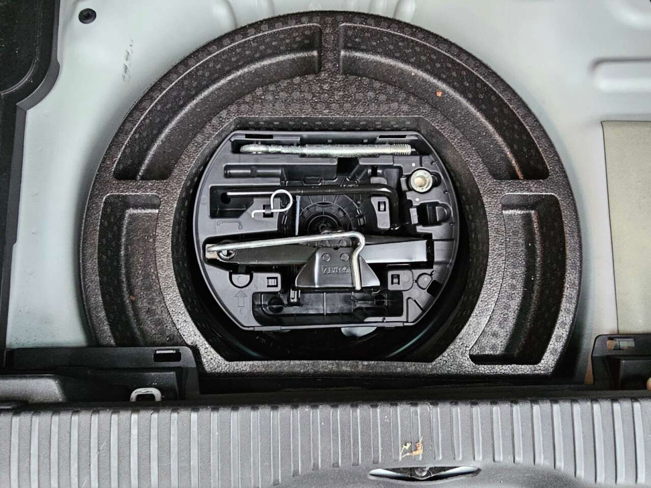 A 2019 CITROEN C3 AIRCROSS 1.2 PureTech Feel SUV 5dr Petrol Manual 6 Spd Euro 6 (s/s) (110 ps) A 2019 CITROEN C3 AIRCROSS 1.2 PureTech Feel SUV 5dr Petrol Manual 6 Spd Euro 6 (s/s) (110 ps)